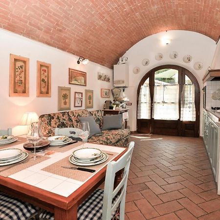 Appartamento Vecchio Mulino Isola d'Arbia Luaran gambar