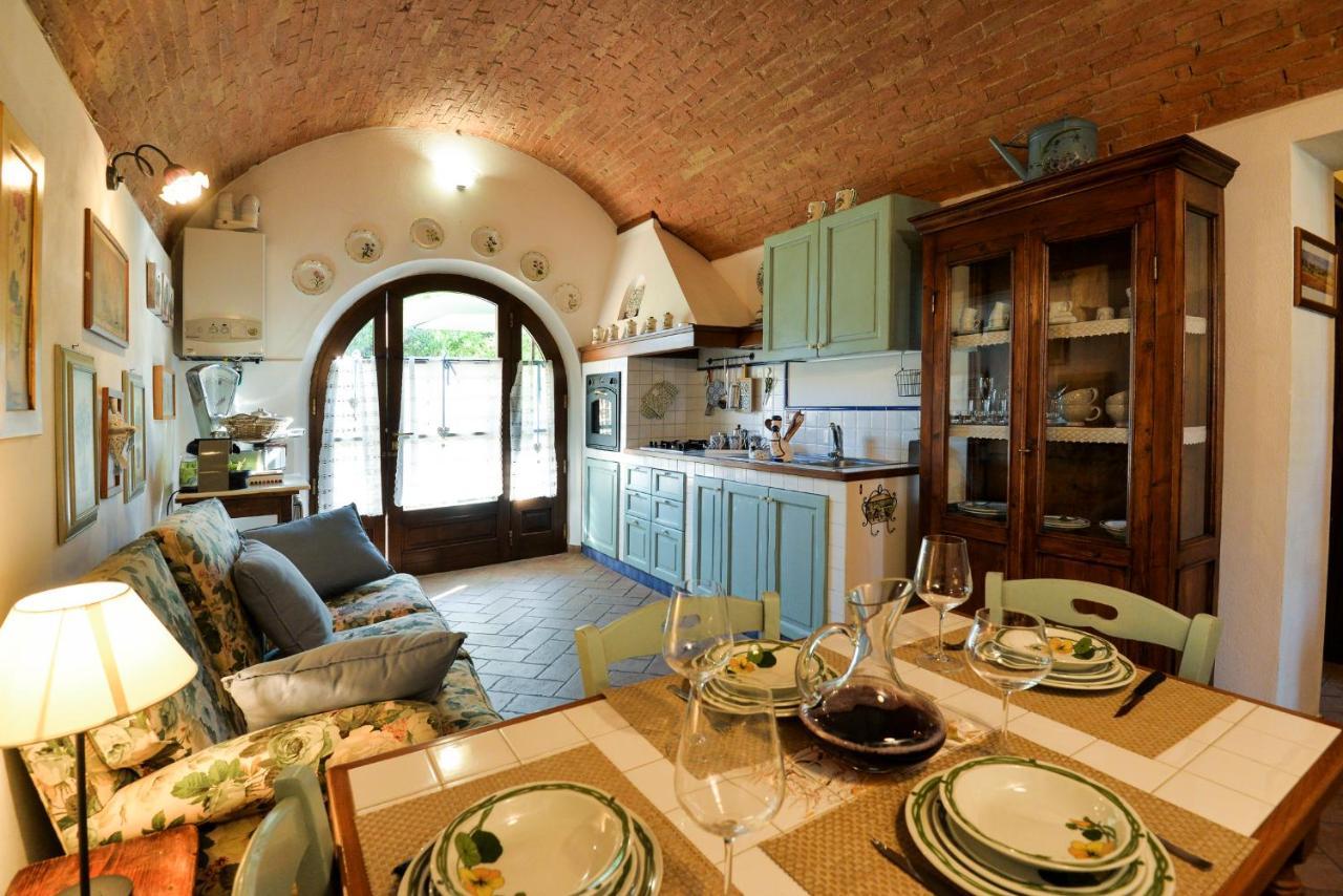 Appartamento Vecchio Mulino Isola d'Arbia Luaran gambar