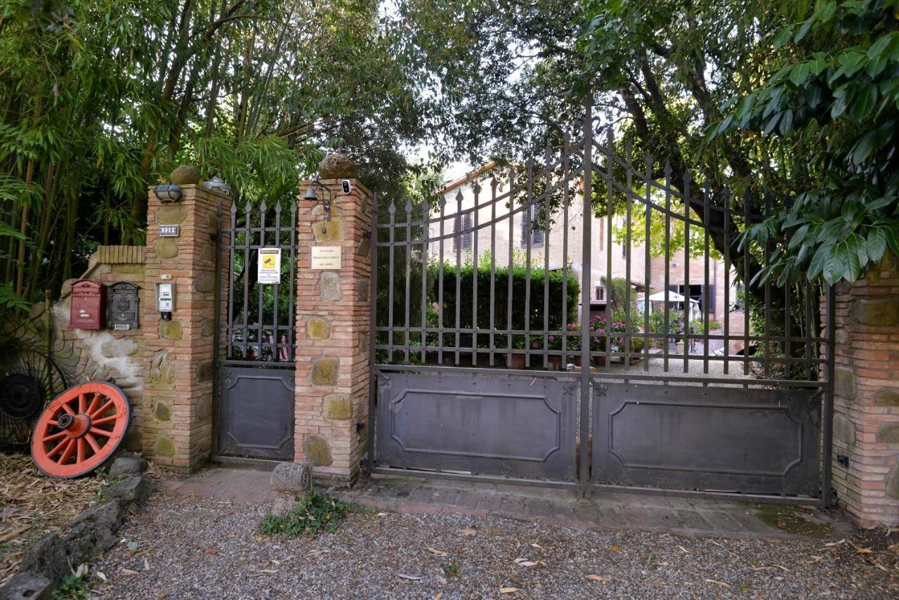 Appartamento Vecchio Mulino Isola d'Arbia Luaran gambar